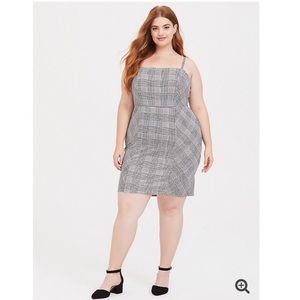 Black and white dress